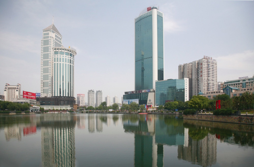 武汉新世界小.jpg