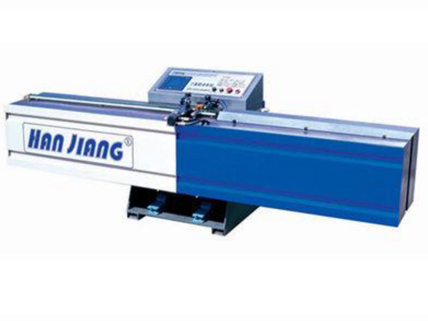Hollow glue machine
